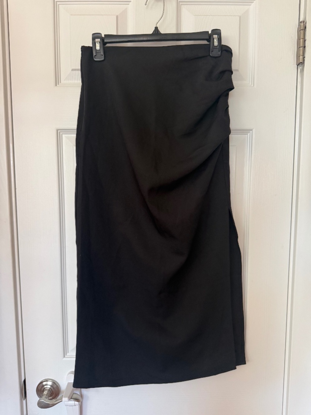 NWT Commense Black Midi Asymmetric Side Ruching Skirt Medium